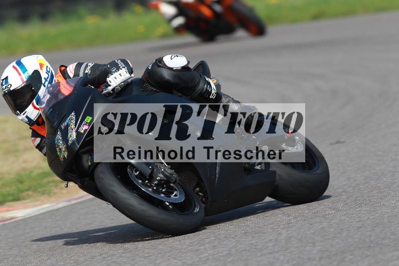 /Archiv-2022/06 15.04.2022 Speer Racing ADR/Instruktorengruppe/47